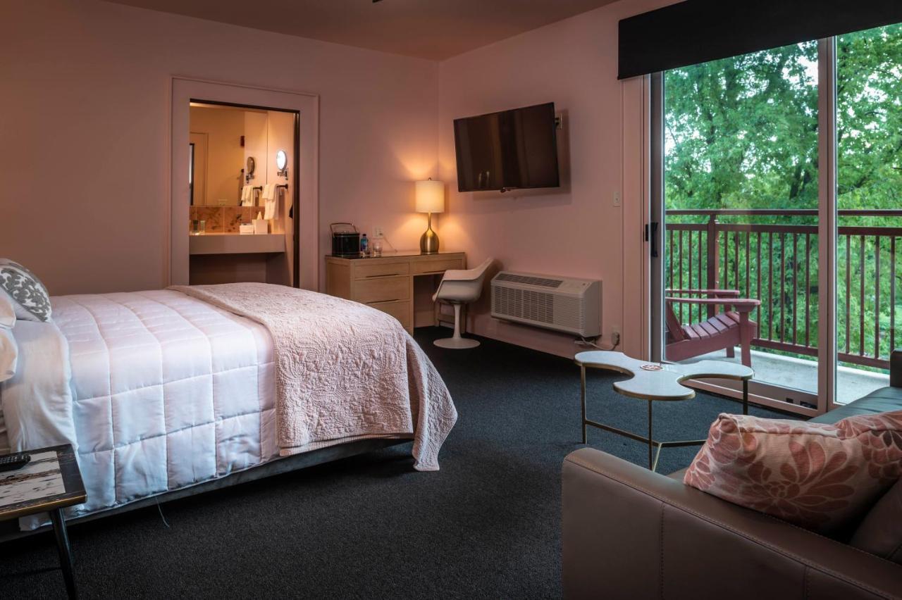 Hotel Broad Ripple Indianapolis Exterior photo